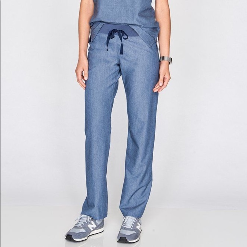 Figs Livingston Basic Scrub Pants - Size S